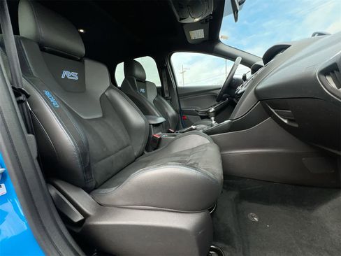 Used 2018 Ford Focus RS image 22