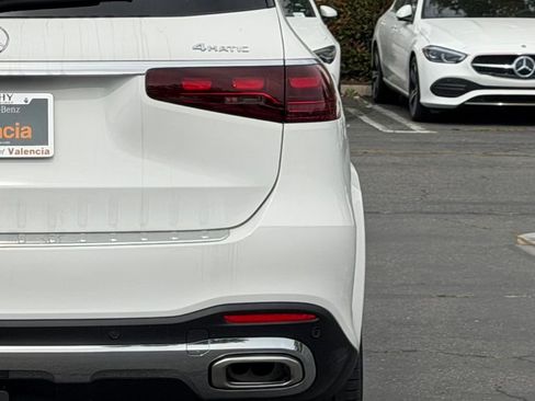 New 2026 Mercedes-Benz GLS 580 4MATIC image 12