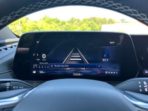 Used 2025 Chevrolet Traverse LT FWD image 27
