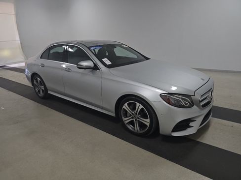Used 2020 Mercedes-Benz E 350 Sedan w/ Parking Assistance Package image 4