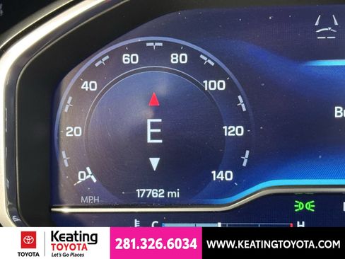 Used 2024 Chevrolet Silverado 1500 High Country w/ Technology Package AWD/4WD image 25