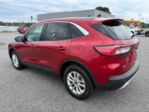Used 2020 Ford Escape SE AWD/4WD image 9