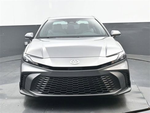 New 2026 Toyota Camry SE image 19