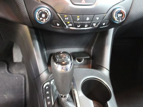 Used 2018 Chevrolet Cruze LT FWD image 19