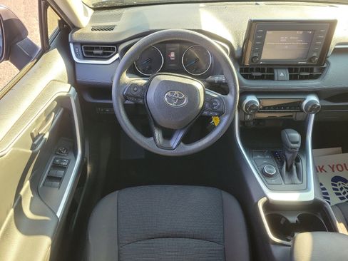 Certified 2021 Toyota RAV4 LE image 10