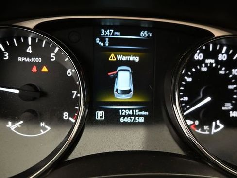 Used 2016 Nissan Rogue SL w/ SL Premium Package image 17