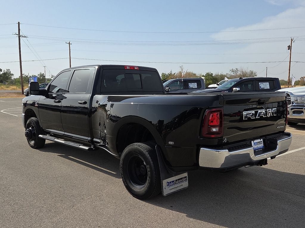 Used 2025 RAM 3500 Tradesman AWD/4WD image 3