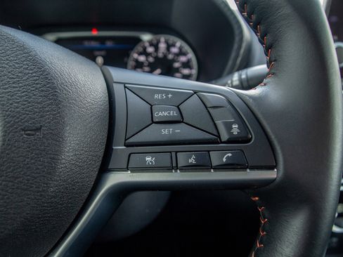 Used 2024 Nissan Sentra SR FWD image 23