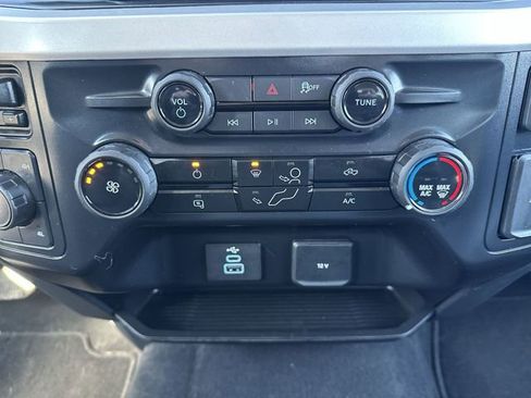 Used 2025 Ford F250 XLT AWD/4WD image 18