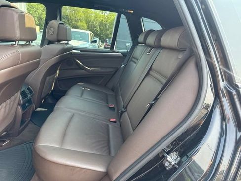 Used 2009 BMW X5 xDrive48i AWD/4WD image 14