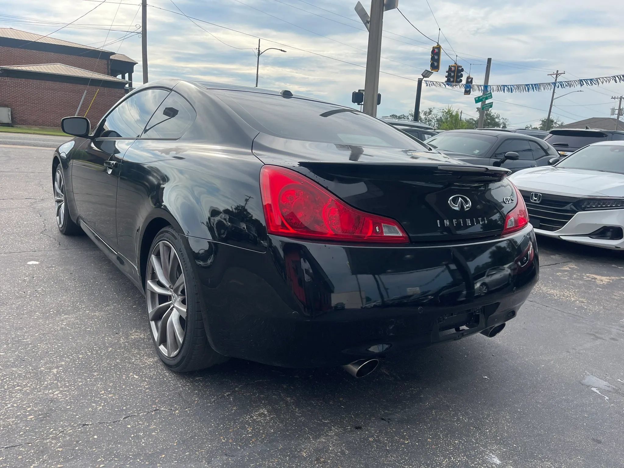 Used 2010 INFINITI G37 Journey w/ Premium Pkg RWD image 6