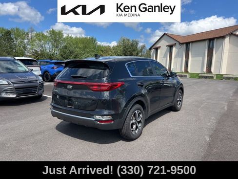 Certified 2021 Kia Sportage LX w/ LX Fwd Popular Package image 5