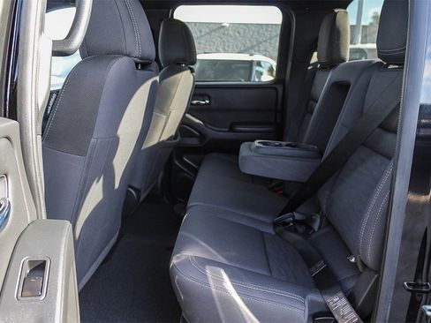 Used 2023 Nissan Frontier SV w/ Midnight Edition Package image 18
