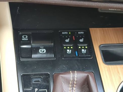 Used 2020 Lexus RX 350L Premium image 22