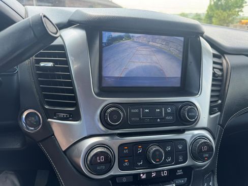 Used 2018 Chevrolet Tahoe LT w/ LT Signature Package AWD/4WD image 22