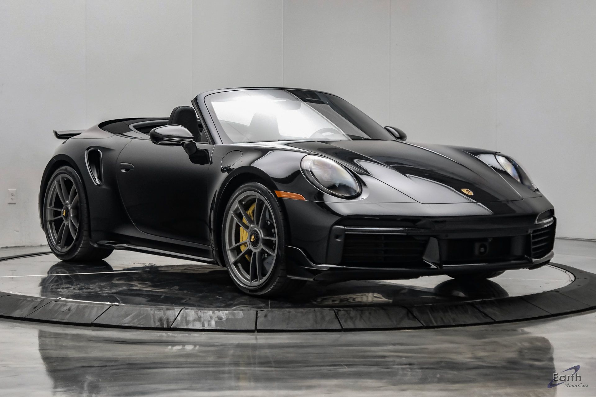Used 2025 Porsche 911 Turbo S w/ Exterior Sport Package AWD/4WD image 30