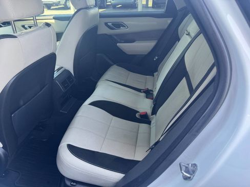 Used 2018 Land Rover Range Rover Velar S AWD/4WD image 11