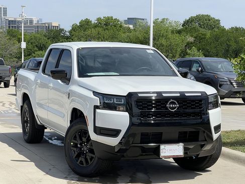 New 2026 Nissan Frontier SV RWD image 2