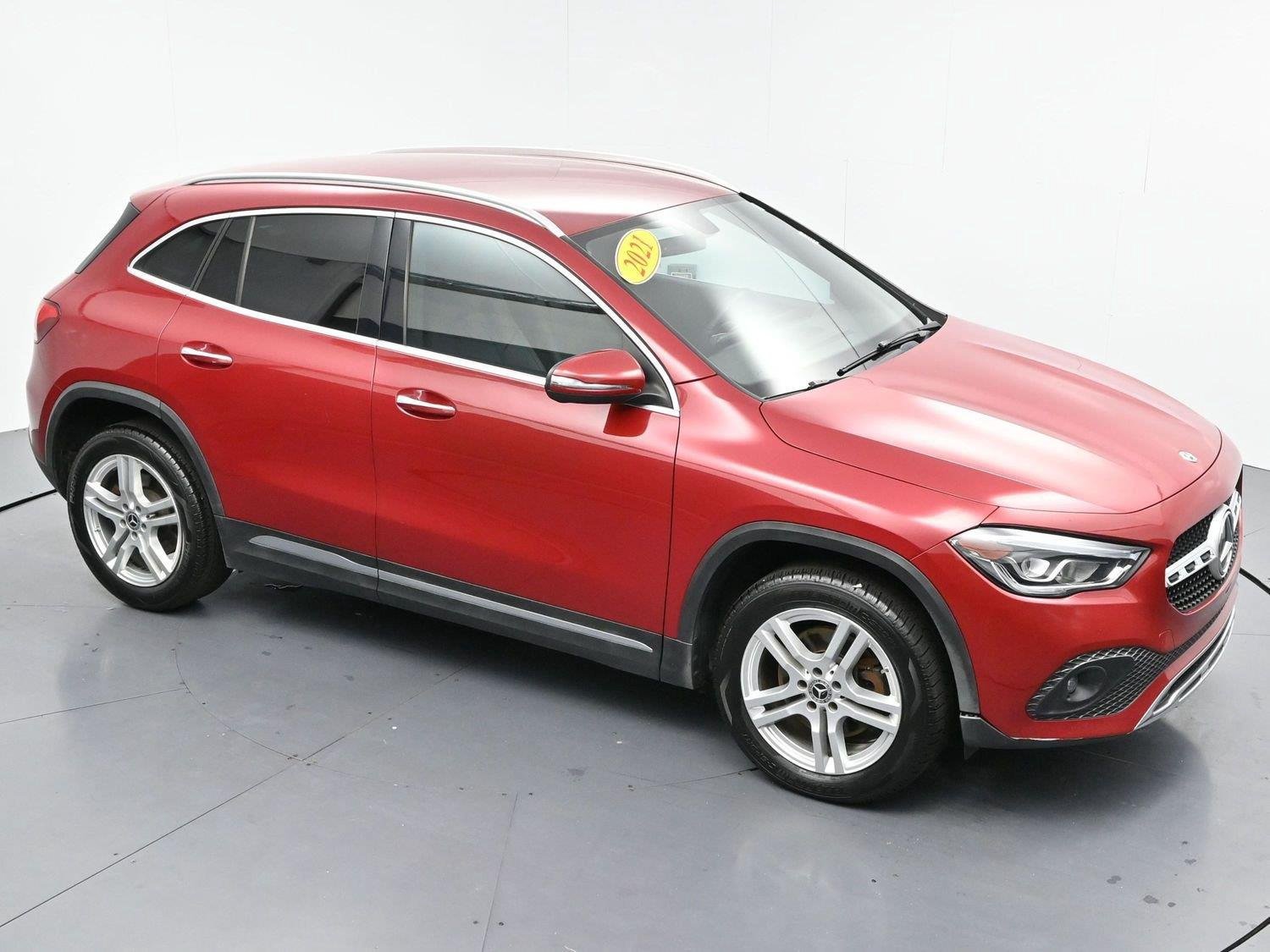 Used 2021 Mercedes-Benz GLA 250 w/ Premium Package image 38