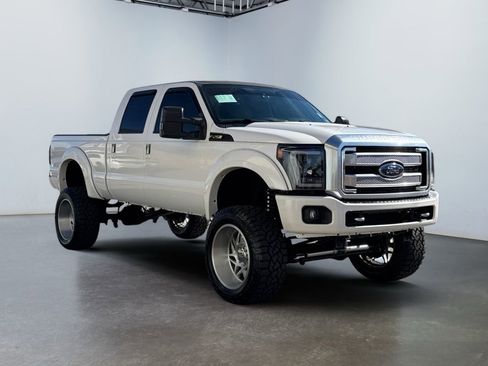 Used 2014 Ford F250 Platinum w/ FX4 Off-Road Package image 3