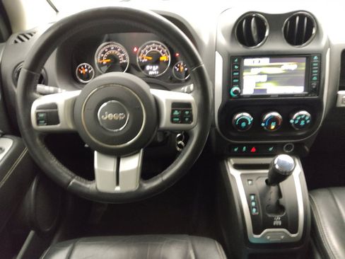 Used 2017 Jeep Compass High Altitude AWD/4WD image 22