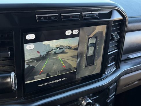 Used 2024 Ford F350 Lariat w/ FX4 Off-Road Package image 21