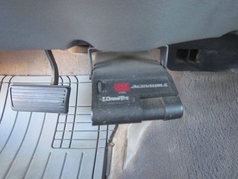 Used 1998 Chevrolet Silverado 2500 2WD Extended Cab w/ Preferred Equipment Group 2 image 20