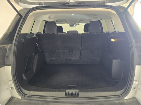 Used 2019 Ford Escape SE image 17