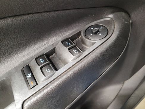 Used 2017 Ford Escape S FWD image 27