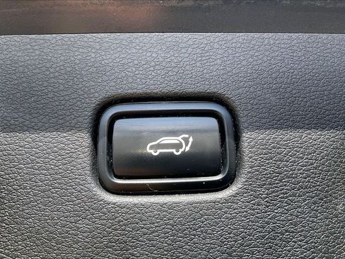 Used 2024 Kia Sportage X-Line w/ X-Line Premium Package AWD/4WD image 36