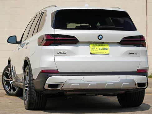 Used 2024 BMW X5 sDrive40i w/ Premium Package RWD image 6