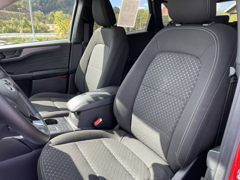 Used 2024 Ford Escape Active image 18