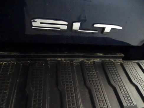 Used 2021 GMC Sierra 2500 SLT image 24