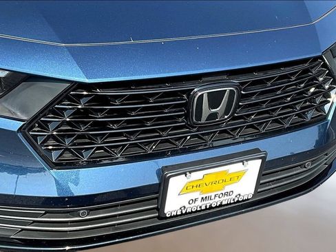 Used 2023 Honda Accord EX-L image 30