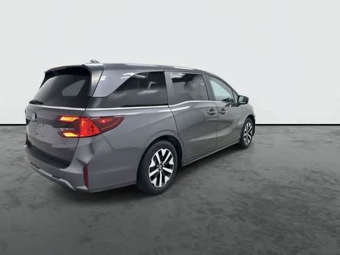 Used 2025 Honda Odyssey EX-L image 4