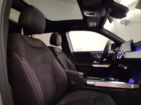 New 2026 Mercedes-Benz GLB 250 image 30