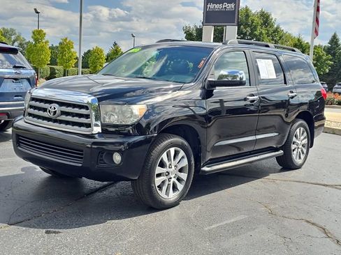 Used 2016 Toyota Sequoia Limited AWD/4WD image 2