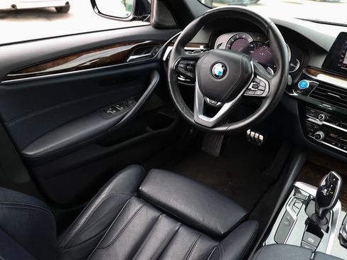 Used 2017 BMW 540i xDrive AWD/4WD image 11