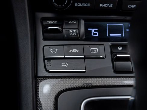 Used 2017 Porsche 911 Turbo S image 22