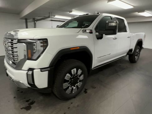 New 2025 GMC Sierra 2500 Denali w/ Denali Reserve Package AWD/4WD image 40