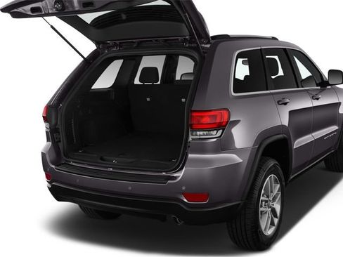 Used 2023 Jeep Grand Cherokee Altitude AWD/4WD image 7