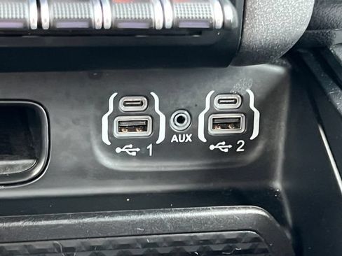 Used 2023 RAM 1500 Big Horn AWD/4WD image 34
