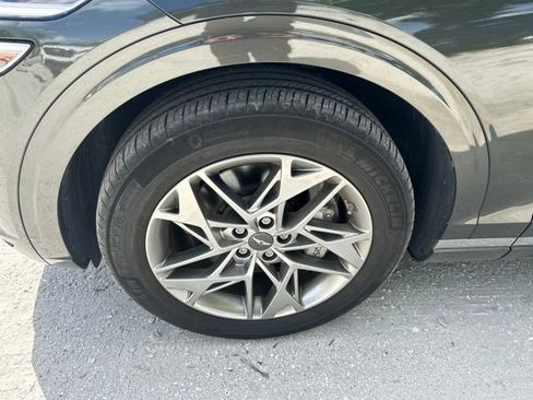 Used 2025 Genesis GV70 2.5T AWD/4WD image 19
