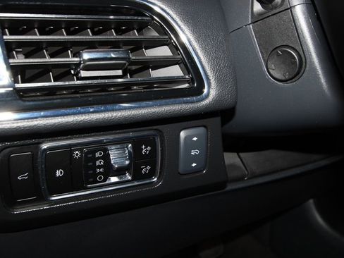 Used 2024 Lincoln Navigator L Reserve image 10