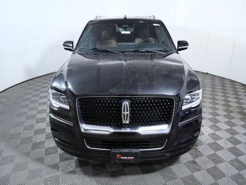 Used 2023 Lincoln Navigator L Reserve w/ Equipment Group 201A AWD/4WD image 3