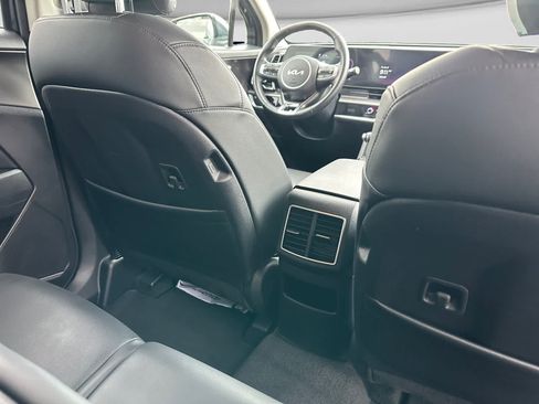 Used 2023 Kia Sportage EX FWD image 18