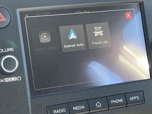 Used 2025 Subaru Forester AWD/4WD image 19