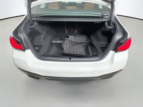 Used 2022 BMW 530i w/ M Sport Package RWD image 27