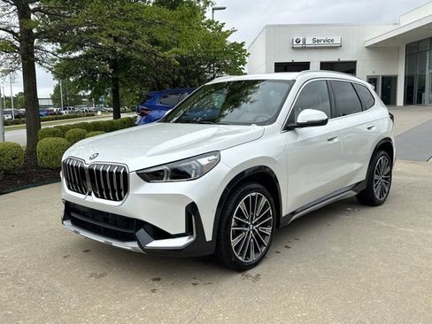 Certified 2025 BMW X1 xDrive28i w/ Premium Package AWD/4WD image 1