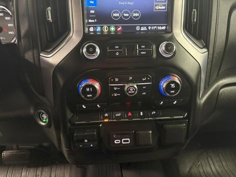 Used 2020 GMC Sierra 1500 SLE w/ SLE Value Package image 18